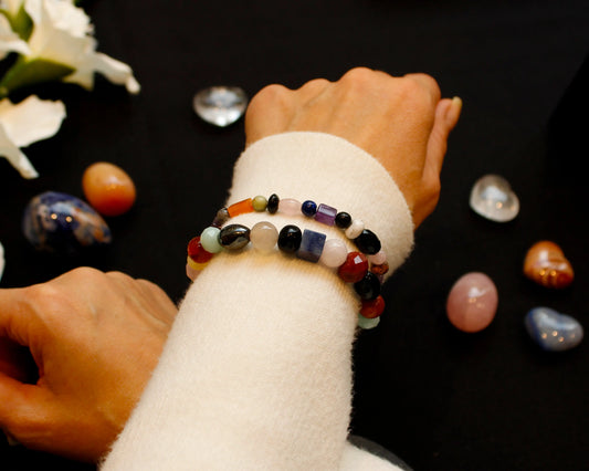 Armband mit verschiedenen Edelsteinen handgefertigt aus den Schätzen der Welt Schmuckstück für farbenfrohe Vielfalt und Harmonie Tiger Treasure- Qualität, inspiriert seit 1890