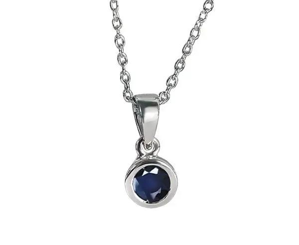 Silber Anhänger mit reinheitsverbessertem Saphir und rhodinierter Kette