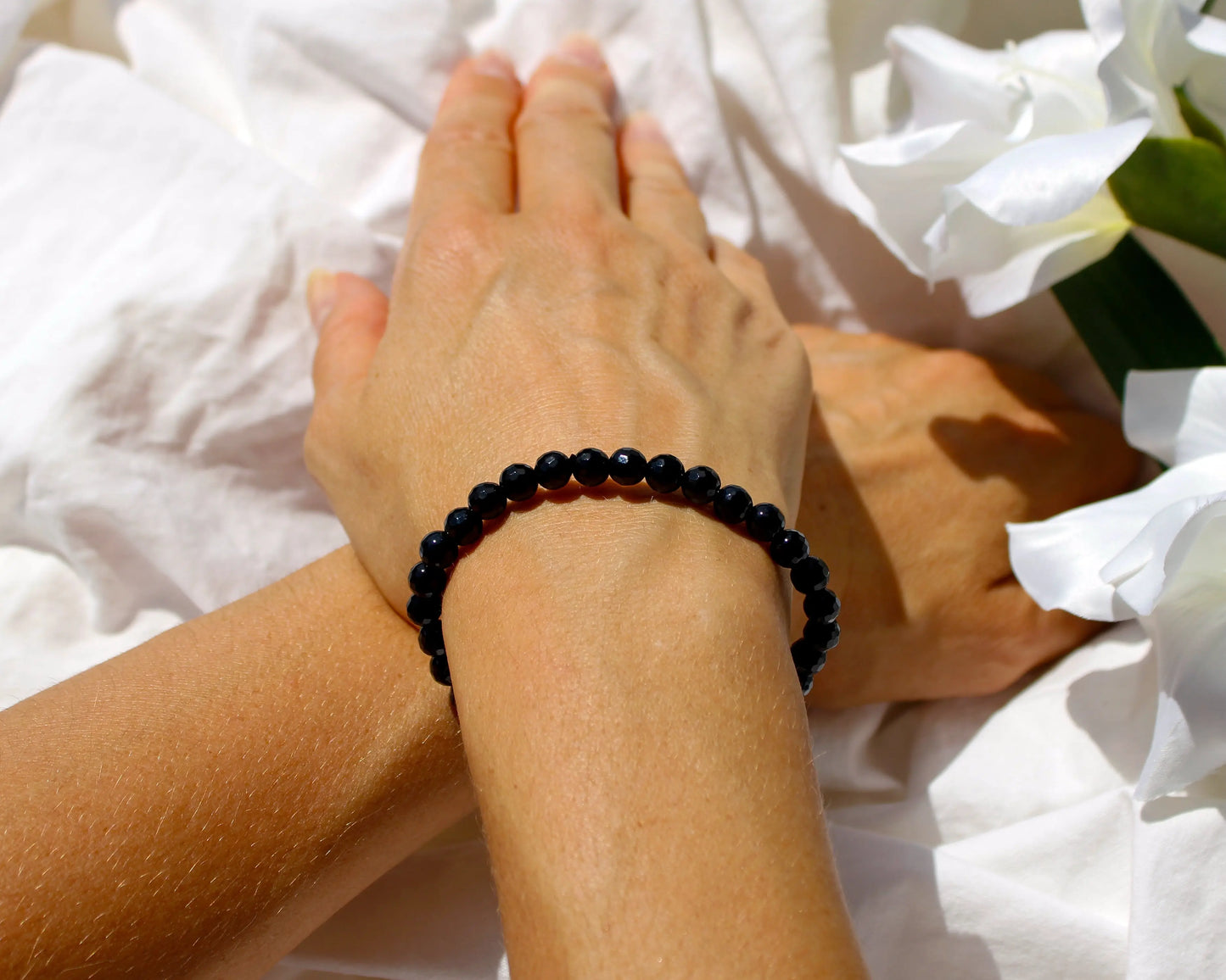 Facettiertes Onyx Armband: Elegantes Schmuckstück für Stärke und Schutz Tiger Treasure- Qualität, inspiriert seit 1890