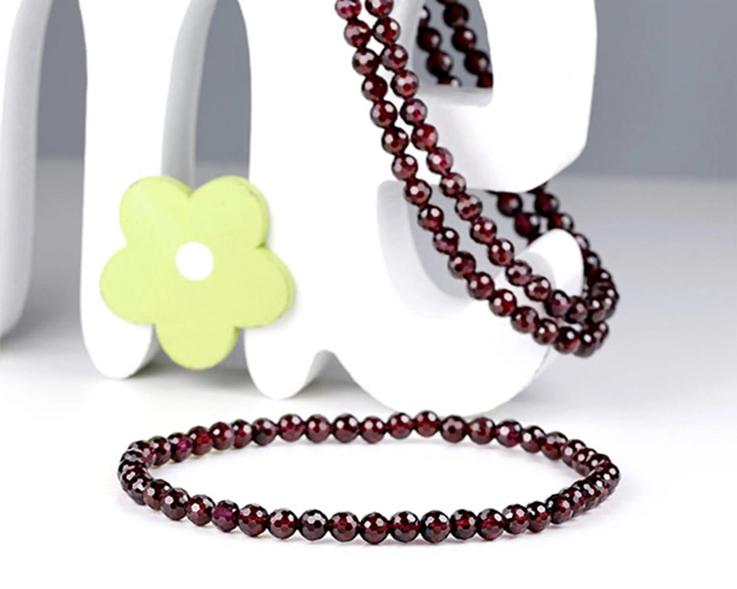 Handgefertigtes Granat Armband – 4 mm facettierte Edelstein-Perlen mit Diamond Polish