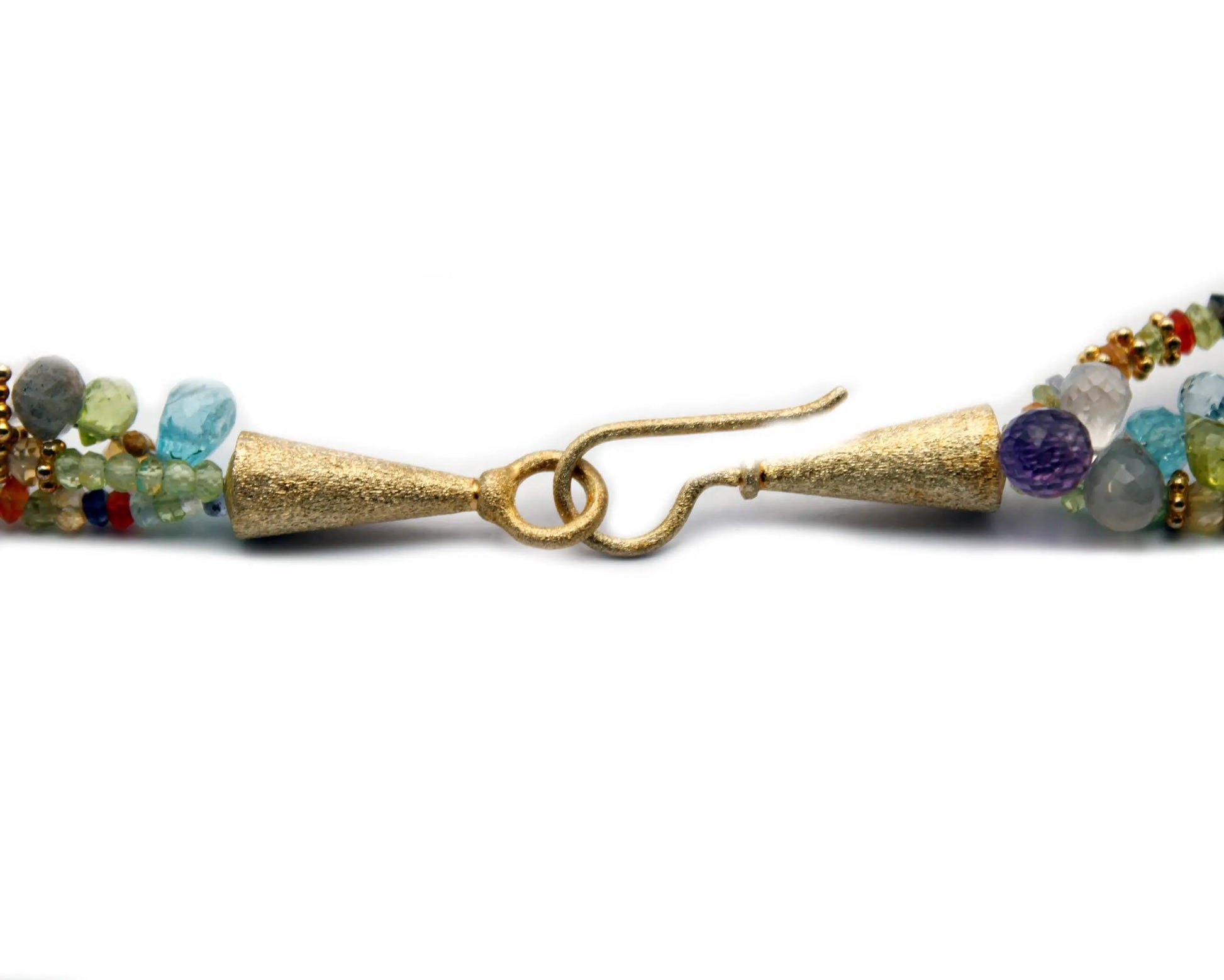 Handgefertigte Edelsteinkette 45 cm mit Peridot Aquamarin Apatit Spinell Citrin Granat und Carneol runde und tropfenförmige Steine vergoldeter Verschluss