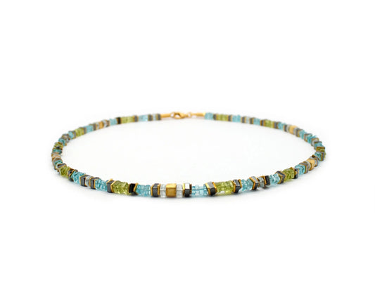 edelsteinkette marina 45cm aquamarin peridot apatit hämatin viereckige steine vergoldeter silber karabinerverschluss