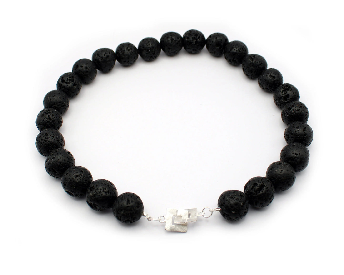 Lavastein Kette 18 mm handgefertigtes Schmuckstück aus Vulkangestein mit 925 Silberverschluss für Stärke Ausdruck und Ursprünglichkeit Tiger Treasure - Qualität, inspiriert seit 1890