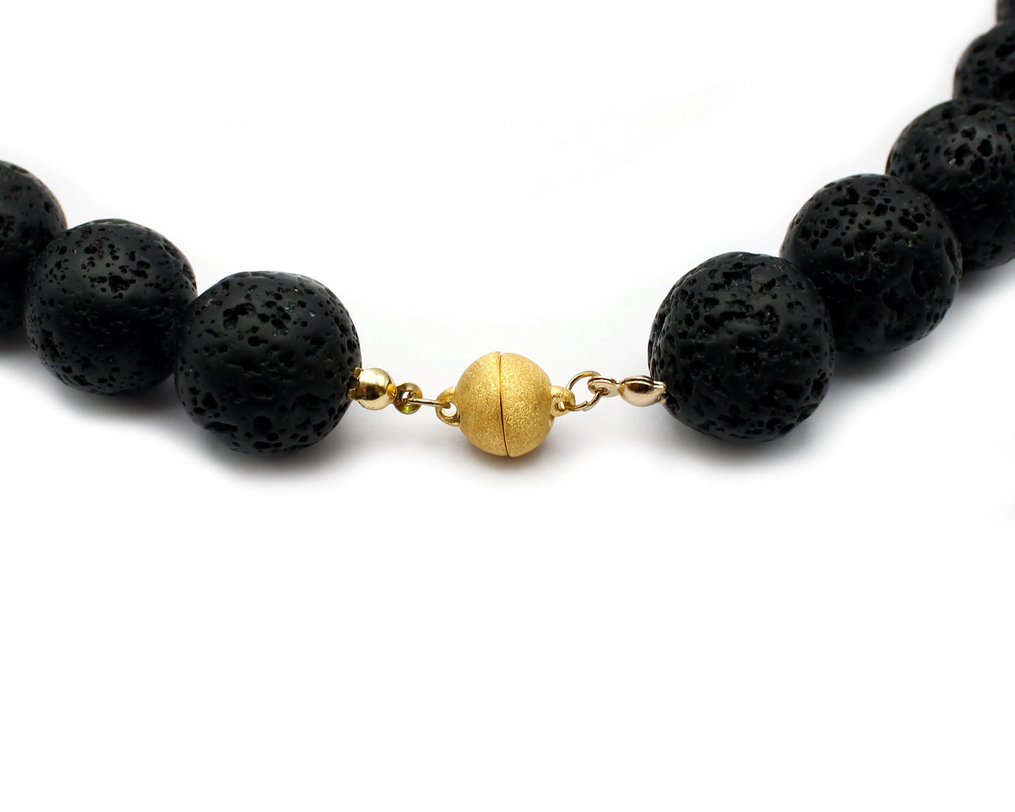 Lavastein Kette 18 mm handgefertigtes Schmuckstück aus Vulkangestein mit 925 Silberverschluss für Stärke Ausdruck und Ursprünglichkeit Tiger Treasure - Qualität, inspiriert seit 1890