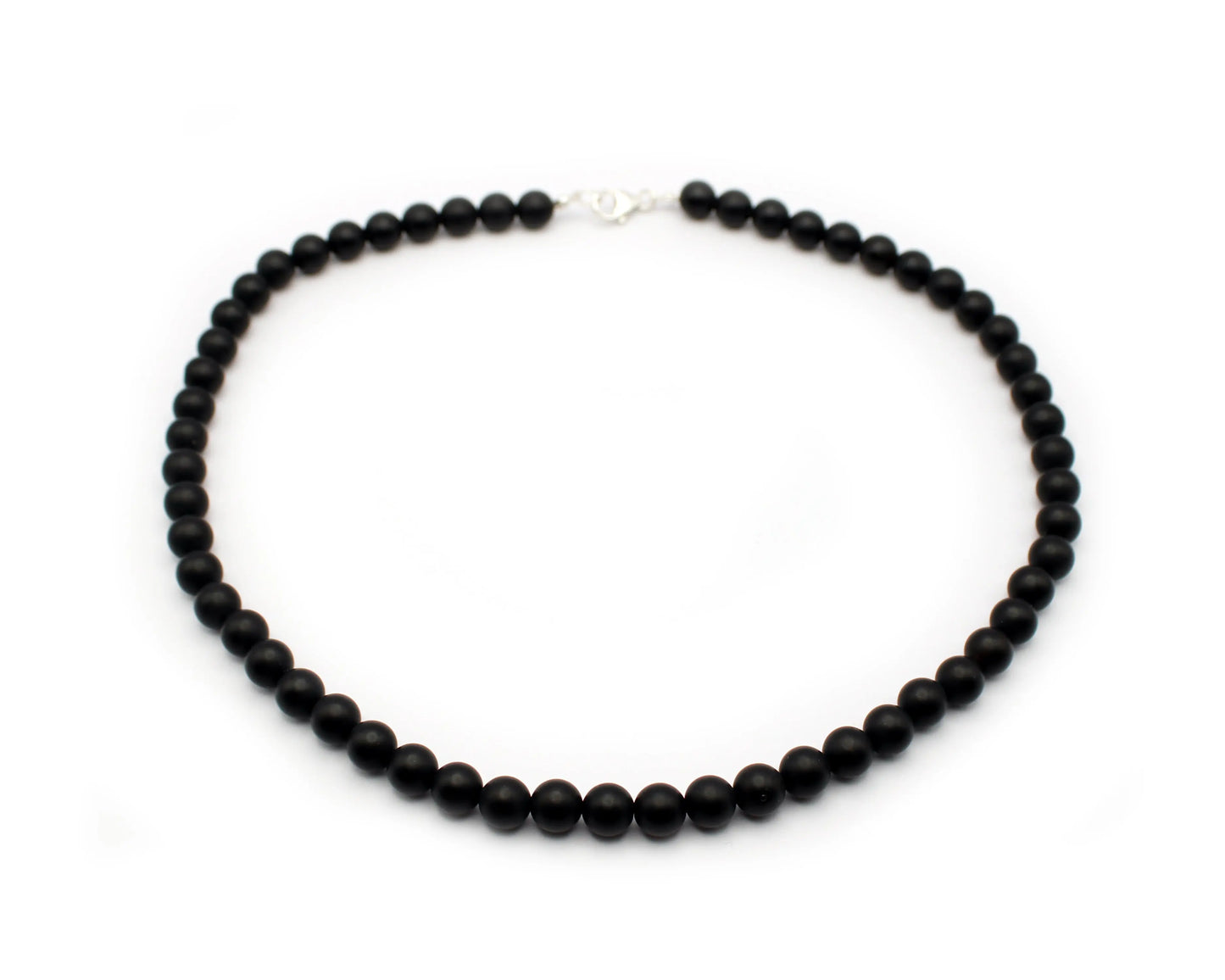 Onyx Kette matt 8 mm handgefertigtes Schmuckstück aus Brasilien mit 925 Silberkarabiner für Stärke Schutz und zeitlose Eleganz Tiger Treasure - Qualität, inspiriert seit 1890