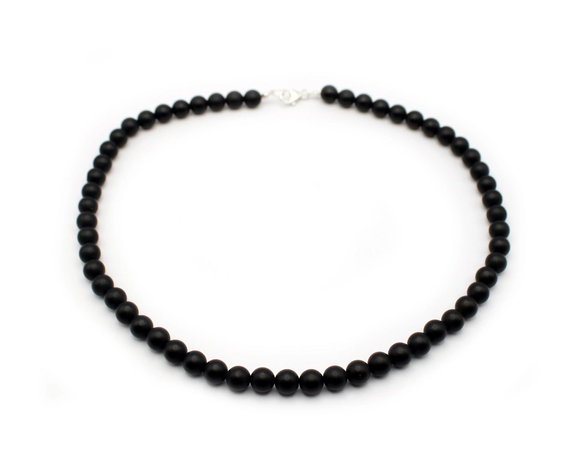 Onyx Kette matt 8 mm handgefertigtes Schmuckstück aus Brasilien mit 925 Silberkarabiner für Stärke Schutz und zeitlose Eleganz Tiger Treasure - Qualität, inspiriert seit 1890