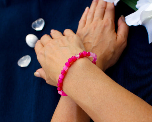 Pink Achat Armband – Sanfte Stärke in leuchtendem Rosa Tiger Treasure- Qualität, inspiriert seit 1890