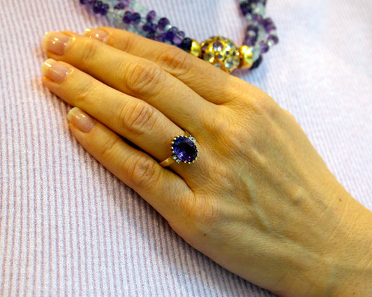 Ring „Purple Elegance“ – 14K Gelbgold mit Amethyst & Brillanten Tiger Treasure - Qualität, inspiriert seit 1890