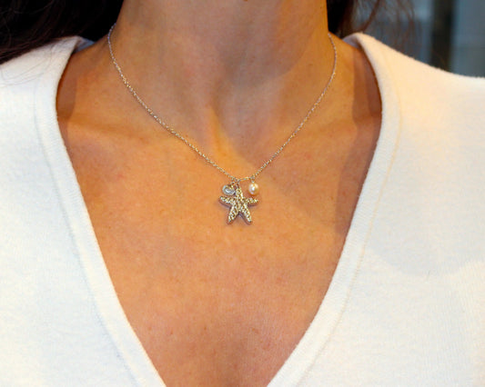 Collier en argent avec perle d'eau douce et étoile de mer, bijoux faits main en Asie pour la pureté, l'harmonie et l'élégance maritime
