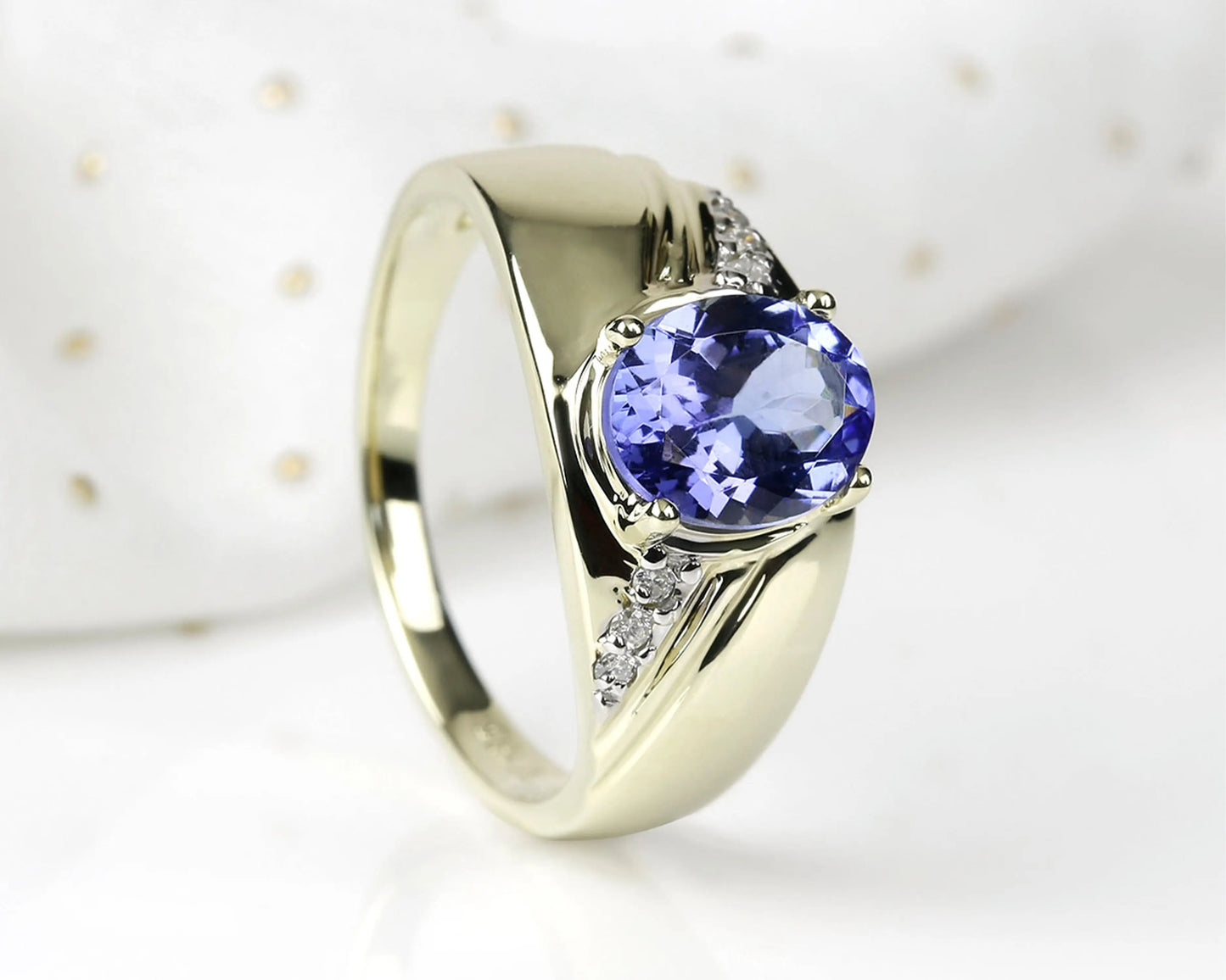 Tansanit-Exklusivität – Ring aus 14 Karat Gelbgold mit Brillanten Tiger Treasure - Qualität, inspiriert seit 1890