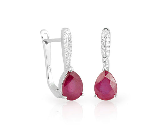 Elegante Silber-Creolen mit facettierten Edelsteinen, darunter behandelte Rubine (9x6 mm Birnkern) und Zirkonia
