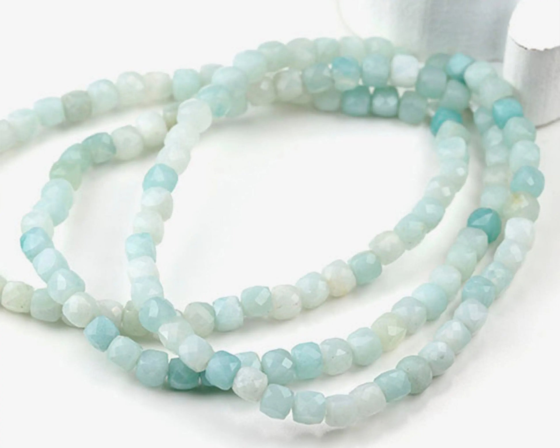 Handgefertigtes Amazonit Armband – 4 mm facettierte Edelstein-Perlen mit Diamond Polish, 19 cm Länge