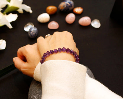 Amethyst Armband facettiert im Melon Cut handgefertigt mit Edelsteinen aus Uruguay Schmuckstück für innere Ruhe und Spiritualität Tiger Treasure- Qualität, inspiriert seit 1890