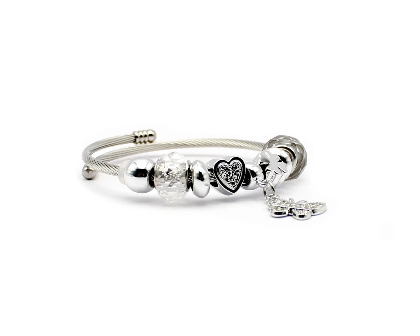 Edelstahl Armreif 19 cm mit weißen Edelsteinen und Schmetterlingsanhänger in elegantem Design für Damen