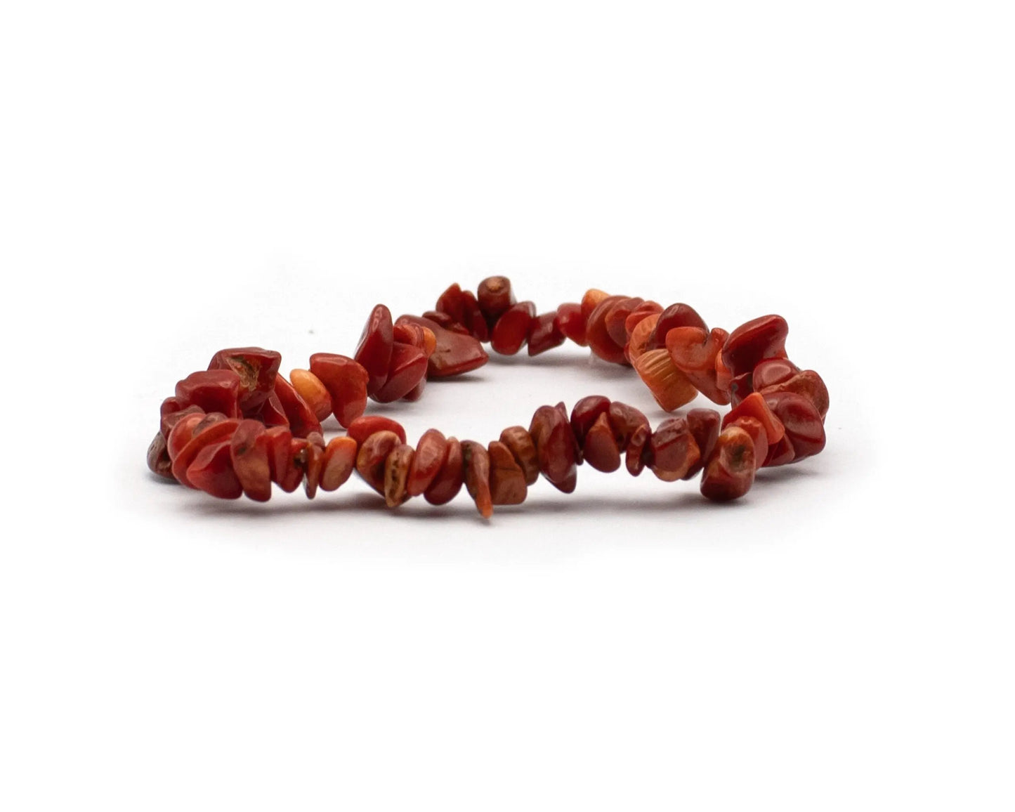 Elastisches Armband aus Bambuskoralle mit 6–8 mm Splittersteinen handgefertigt und farbintensiv