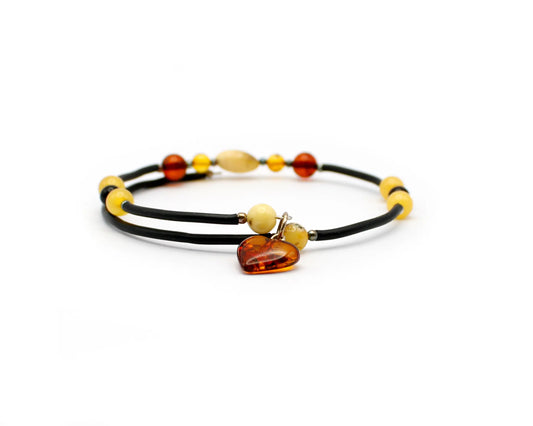 Bernstein-Armband mit Herzanhänger aus Silber