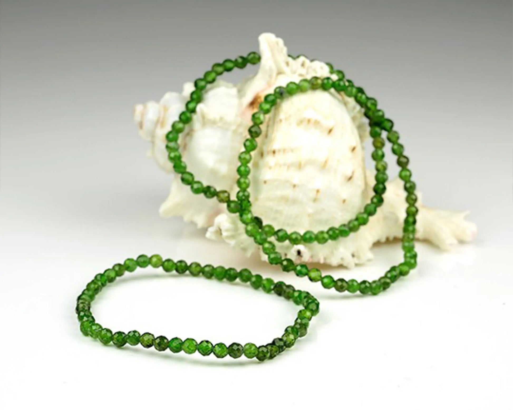 Handgefertigtes Chromdiopsid Armband – 4 mm facettierte Edelstein-Perlen mit Diamond Polish