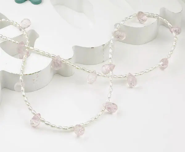 Kette mit Rotvergoldung, Süßwasserzuchtperlen und Rosa Quarz, 1,8-2 mm Durchmesser