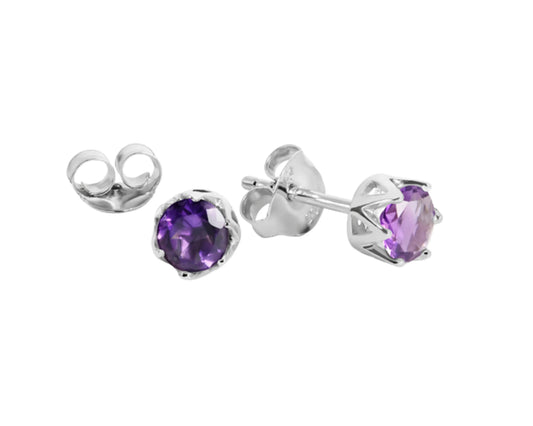 Amethyst stud earrings in silver