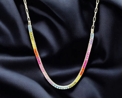 Silbercollier mit Rainbow Zirkoniasteinen für LGBTQ Pride