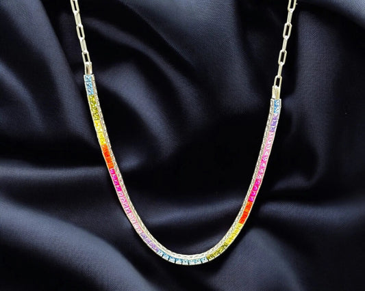 Silbercollier mit Rainbow Zirkoniasteinen für LGBTQ Pride