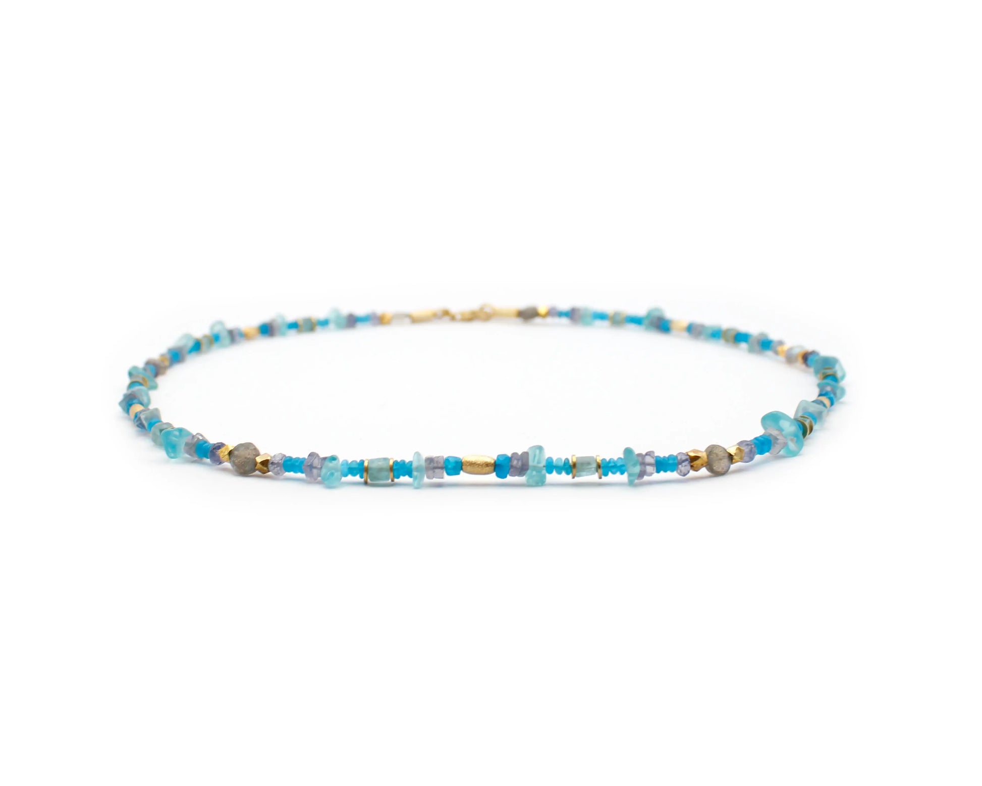 Kette „Akki“ – Iolith, Apatit & Labradorit mit vergoldetem Silber Tiger Treasure - Qualität, inspiriert seit 1890