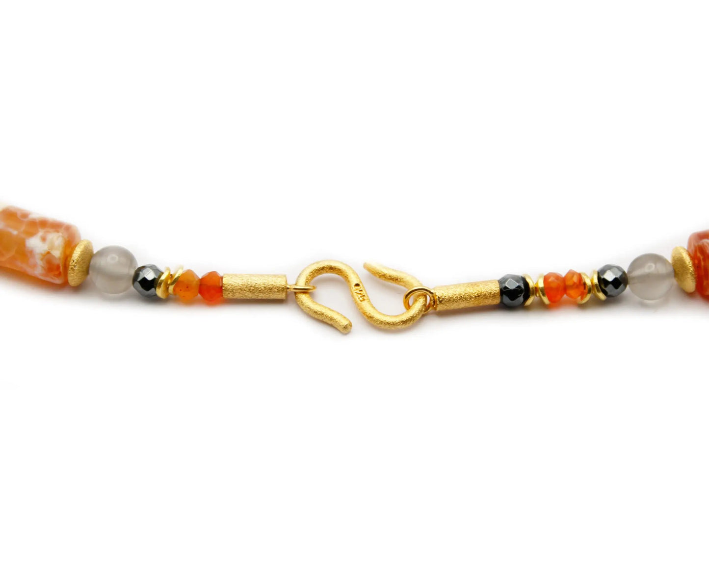 Handgefertigte Edelsteinkette 45 cm mit rund geschliffenen Karneol Mondstein und Hämatin Steinen in 3–7 mm mit vergoldetem S-Hakenverschluss