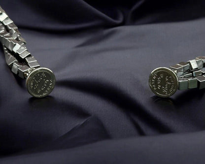 Kette aus Hematin-Würfeln 3-reihig mit Rugatec-Magnetverschluss Teil der Shadow Magnetica-Kollektion