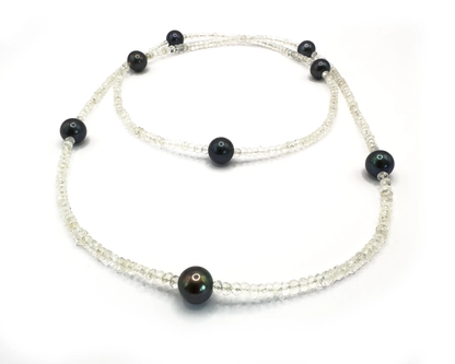 Lange Kette mit Bergkristall und Süßwasserzuchtperlen, 80 cm