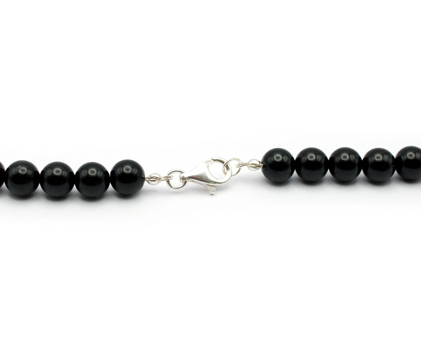 Onyx Kette 8 mm handgefertigtes Schmuckstück aus Brasilien mit 925 Silberkarabiner für Stärke Schutz und klassische Eleganz Tiger Treasure - Qualität, inspiriert seit 1890