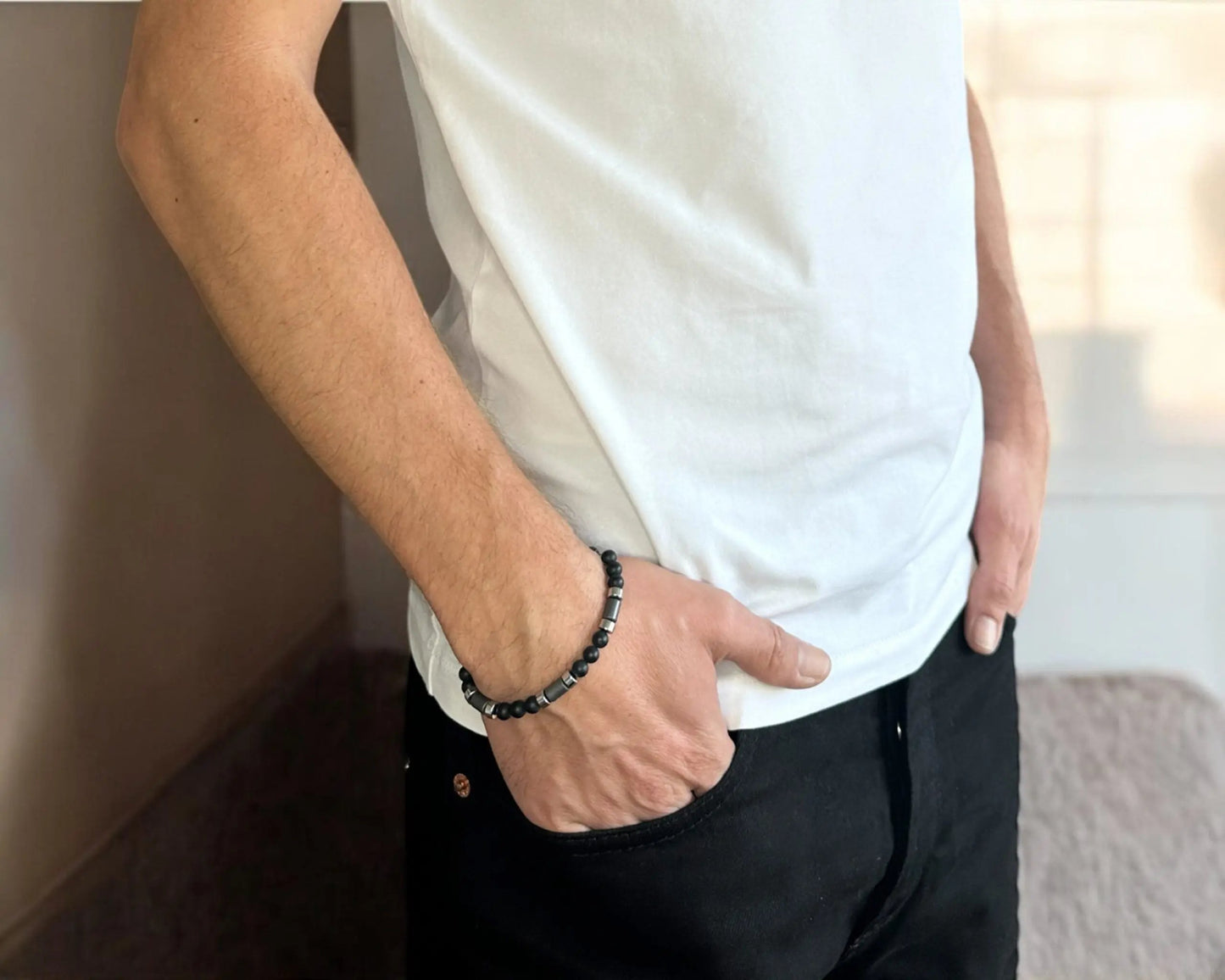 Armband mit Onyxkugeln und Hämatin aus Edelstahl