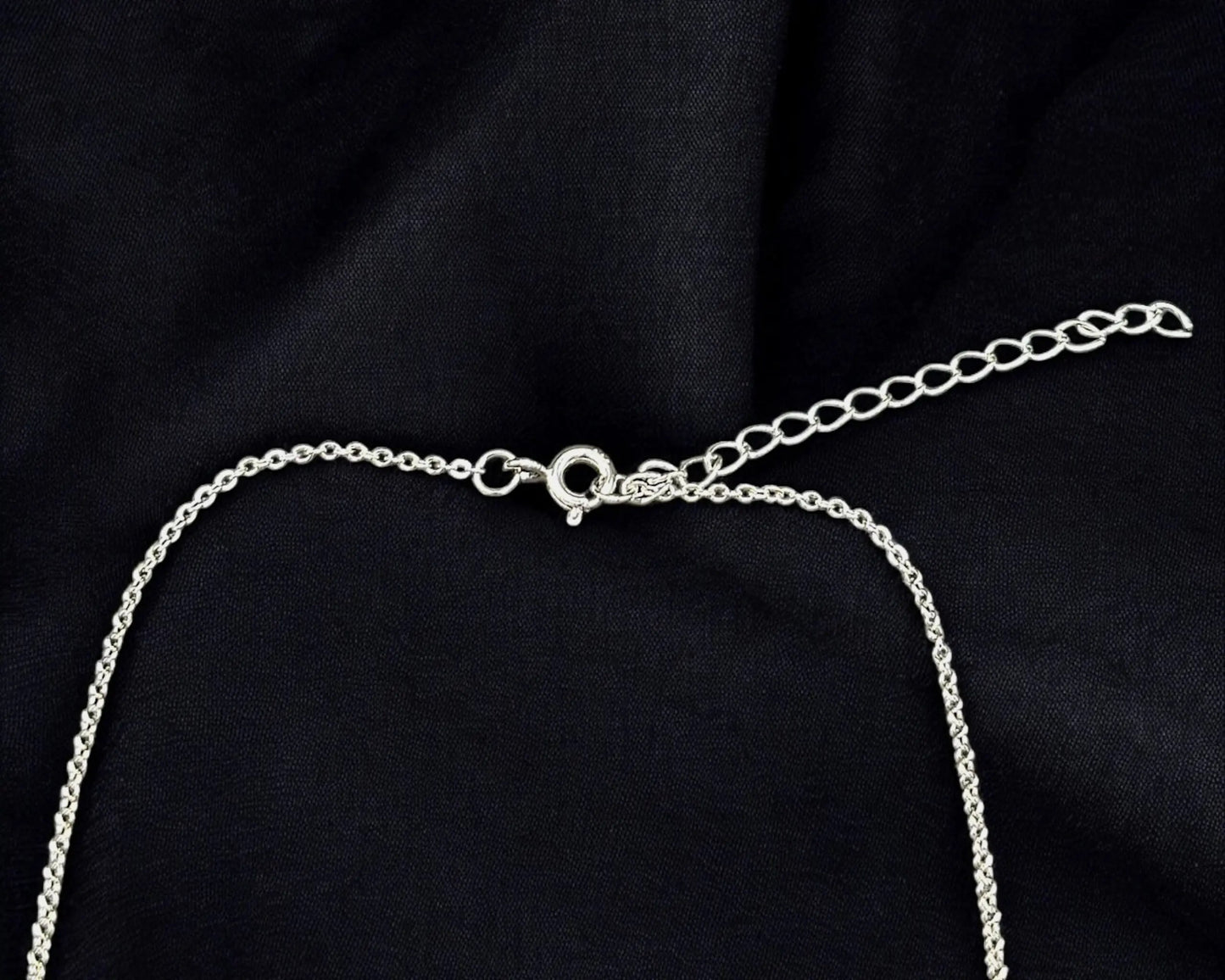 Rhodiniertes Silber Collier mit türkis emaillierten Elementen und weißen Zirkonia, 41,5 + 5 cm Länge