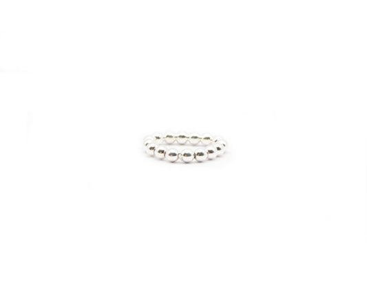 Elastischer Ring aus weißem Hämatin mit 4 mm Kugeln – zarter Edelsteinschmuck