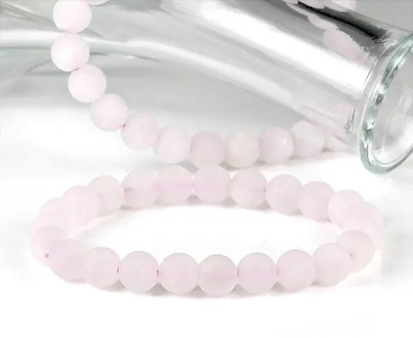 Handgefertigtes elastisches Rosenquarz-Armband mit matten 8 mm Perlen
