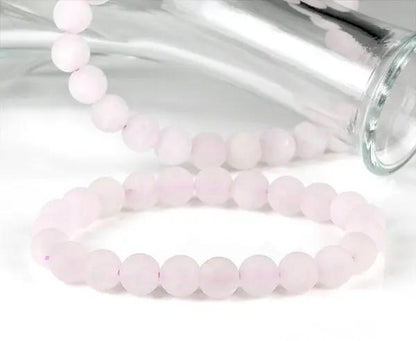 Handgefertigtes elastisches Rosenquarz-Armband mit matten 8 mm Perlen