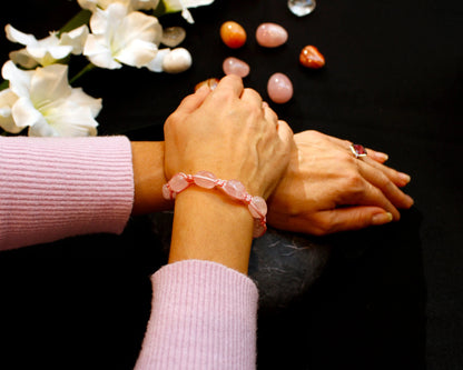 Rosenquarz Armband – Barocke Schönheit und sanfte Energie mit Edelsteinen aus Madagaskar im Shamballa-Stil Tiger Treasure - Qualität, inspiriert seit 1890