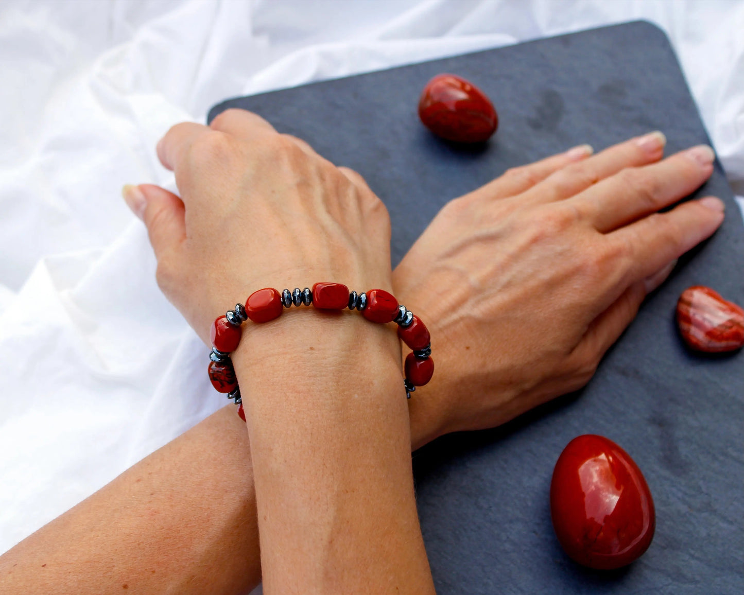 Silex Armband mit Hämatit Armband 11x8mm barock handgefertigt mit Edelsteinen aus Europa und Brasilien Schmuckstück für Schutz und Stärke Tiger Treasure- Qualität, inspiriert seit 1890