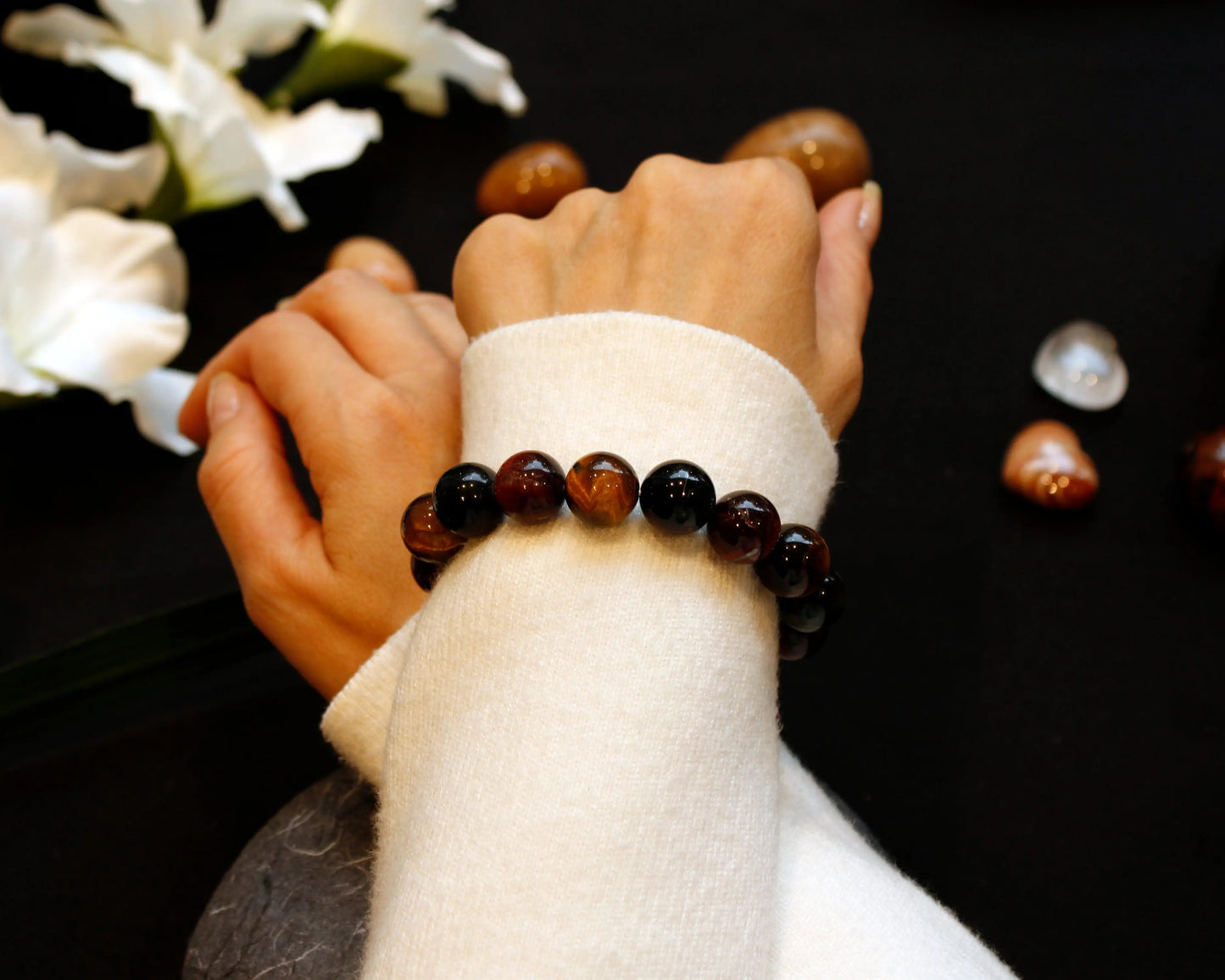 Tigerauge Armband multicolor handgefertigt mit Edelsteinen aus Südafrika Schmuckstück für Schutz und Klarheit Tiger Treasure - Qualität, inspiriert seit 1890