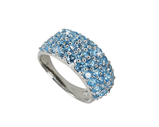 White gold ring 585 with blue topaz pavée