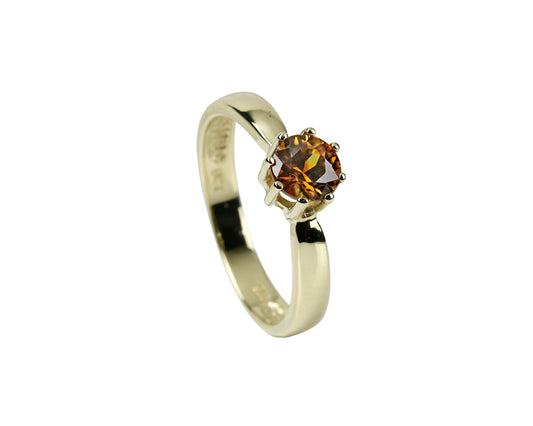 Zircon ring in 14K yellow gold